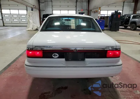 1996 Mercury Grand Marquis Gs z USA, uszkodzony, nr VIN 2MELM74W9TX666593